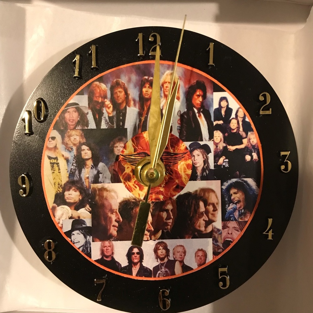 CD Clocks
